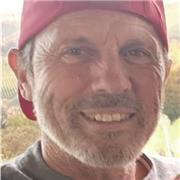 Als langjähriger Deutsch-Lehrer unterrichte ich DEUTSCH an einer Mittelschule in Graz, lebe aber in Leibnitz.